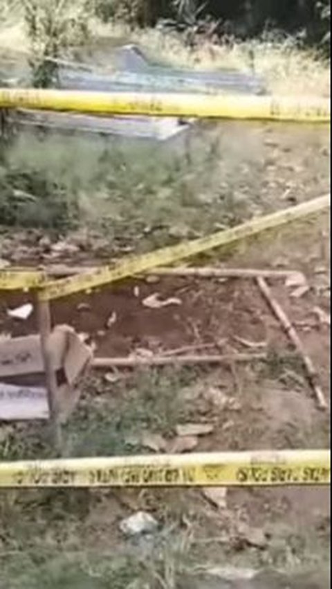 Kuburan Misterius di Bogor Bikin Geger Warga, Setelah Digali Ternyata Ini Isinya