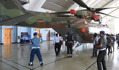 - 29 Juli 2016<br />Pada tanggal ini menurut Gatot, perjanjian antara TNI Mabes AU dengan PT Diratama Jaya Mandir tentang pengadaan helikopter angkut AW 101 diteken.