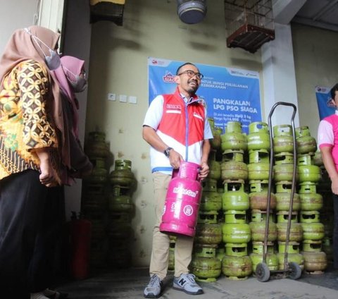 Dalam sidak ini, Bos Pertamina Patra Niaga tersebut menemukan bahwa memang ada peningkatan konsumsi, namun sudah dilakukan peningkatan stok di Pangkalan guna memenuhi kebutuhan masyarakat.