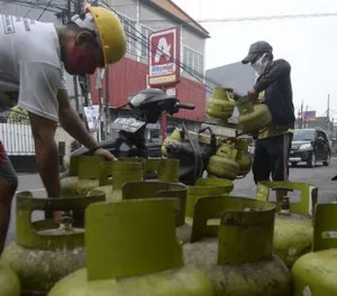 Dirut Pertamina Patra Niaga Sidak Langsung Pangkalan LPG 3 Kg, Ini Fakta Ditemukan