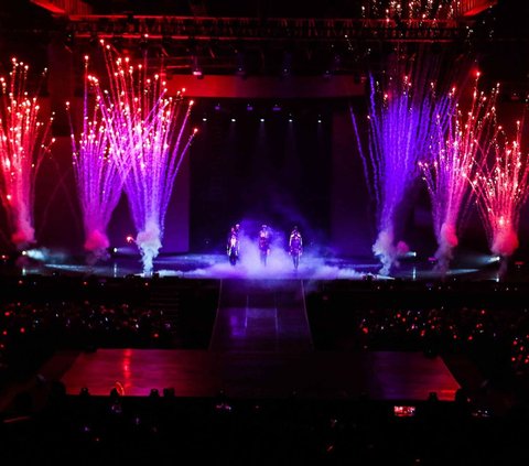 The Boyz kembali datang ke Indonesia untuk menggelar konser bertajuk The Boyz World Tour: Zeneration in Jakarta. Konser Sangyeon dkk kali ini dilangsungkan di Beach City International Stadium, Jakarta Utara, Sabtu (29/7/2023).