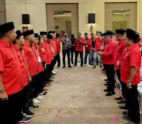 Hasto juga menyampaikan pesan Ketua Umum PDI Perjuangan Megawati Soekarnoputri kepada para kader di Jambi. PDIP menggelar Rapat Kerja Daerah (Rakerda) lll PDIP Provinsi Jambi, Sabtu (29/6).