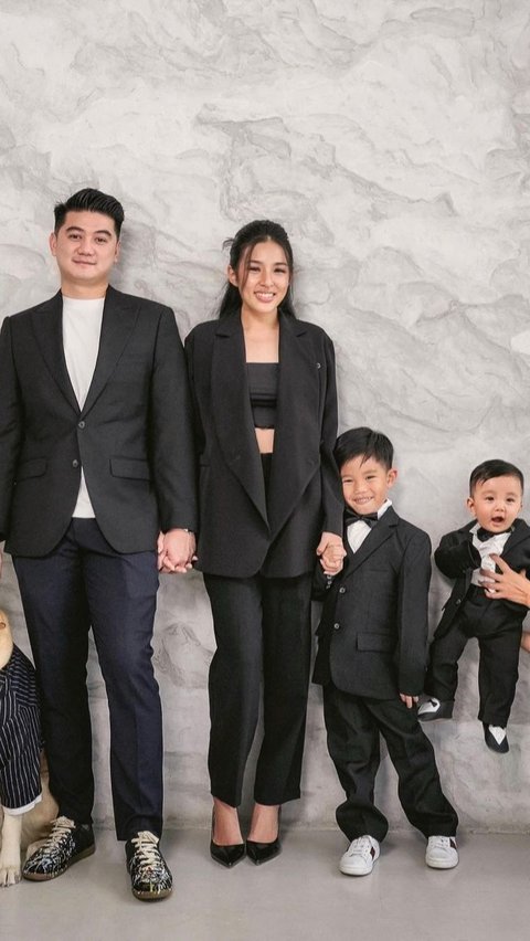 Punya Dua Anak, Ini Potret Tiffany Soetanto Istri Chef Arnold yang Cantik Bak ABG