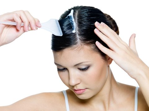 Tips Mewarnai Rambut Sendiri di Rumah, Panduan Perawatan Lengkap agar Rambut Tetap Sehat