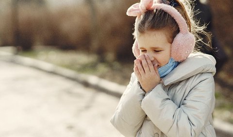 Gejala asma pada anak yang umum terjadi di antaranya adalah: