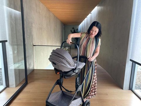 Momen Bahagia Julie Estelle Lahirkan Anak Pertama, Kini jadi Seorang Ibu