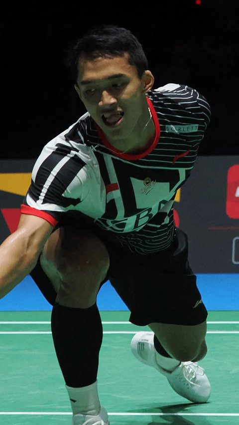 Kekalahan melawan tunggal Denmark, membuat Jonatan harus puas menyandang predikat runner-up di ajang badminton super 750.