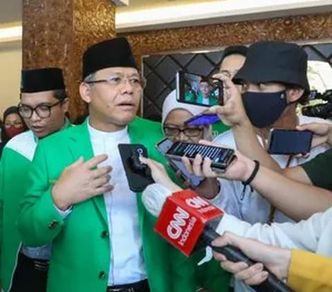 Plt Ketum PPP Ingatkan Alumni Pesantren untuk Ikut Sukseskan Pemilu 2024