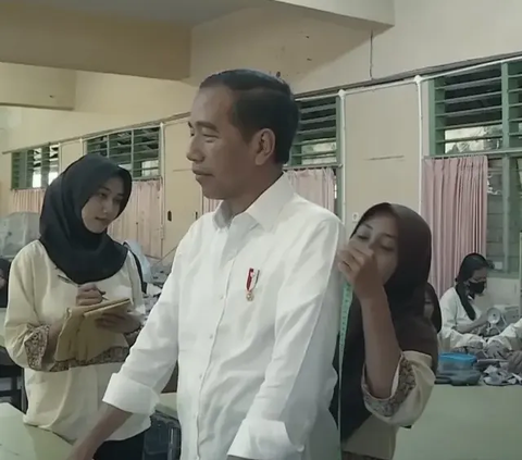 Jokowi Undang Siswa SMKN 4 Jambi yang Jahit Kemejanya ke HUT ke-78 RI di Istana