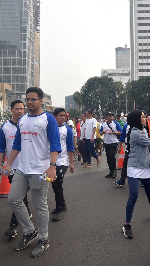 Jalan santai diikuti sekitar 500 peserta terdiri dari pejabat dan pegawai Kementerian Perdagangan serta pelaku usaha dan pemangku kepentingan bidang PBK, SRG, dan PLK.