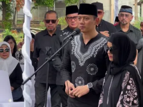 Meminta Doa Atas Nama Almarhum