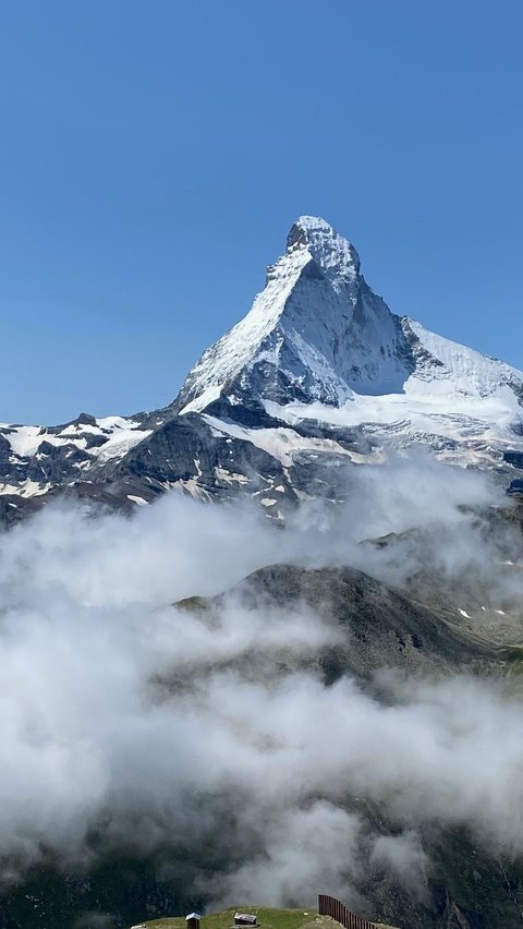 Pada 2015 jasad dua pendaki Jepang yang hilang di Matterhorn pada 1970 saat badai salju, ditemukan dan identitas mereka diketahui dari uji DNA keluarga mereka.
