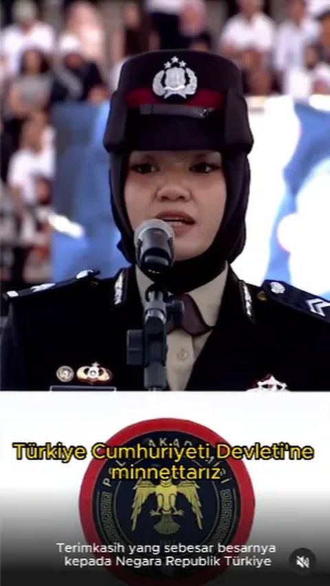 Wanita yang akrab disapa Nissa ini diketahui merupakan personel Polisi Wanita (Polwan) yang berasal dari Pasuruan, Jawa Timur.