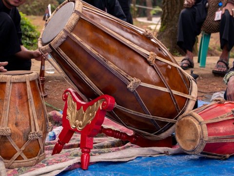 Contoh Musik Tradisional