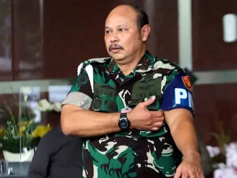 Digeruduk TNI hingga Bawahan Ngamuk, 'Buah Simalakama' Pimpinan KPK