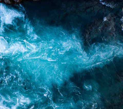 Mystery of the Death Zone in the Sea, Giant Whirlpool with a Diameter of 160 Km