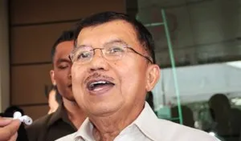 Wakil Presiden ke-10 ini disebut, Golkar mestinya berani untuk bersikap sendiri. Apalagi, Golkar merupakan salah satu partai besar.