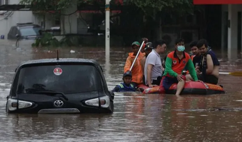Meski demikian, masih terdapat 38 persen pekerjaan rumah dalam menyelesaikan persoalan banjir di Jakarta.