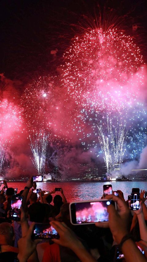 Semarak Perayaan Hari Kemerdekaan Amerika Serikat, Ribuan Kembang Api Hiasi Langit New York