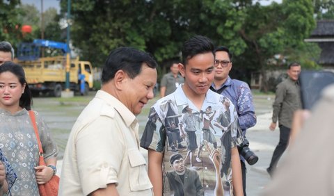 Maka itu, Prabowo memandang kontestasi politik bukan alasan bagi para pemimpin saling menghardik. Prabowo mengatakan, akan merangkul semua pihak termasuk lawan politiknya.