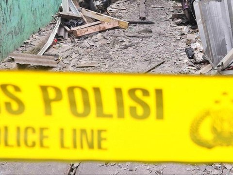 Polisi menerangkan bahwa S, juga tidak memiliki pekerjaan tetap selama tinggal di wilayah Tanah Seratus, Ciledug, Kota Tangerang.