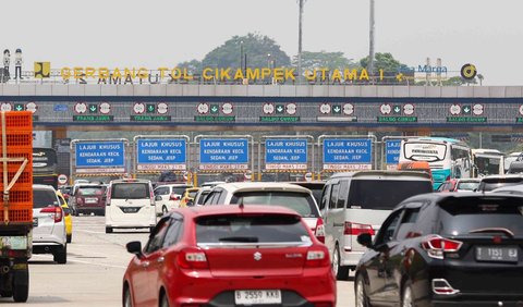 Selanjutnya, proses pemantauan pada sejumlah jalan tol yang telah siap dengan sistem MLFF di Indonesia melalui Control Center.