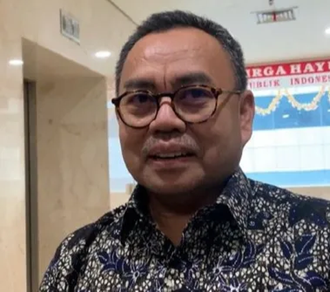 Juru bicara Anies Baswedan, Sudirman Said menilai adanya konflik kepentingan, terkait renovasi Stadion Jakarta International Stadium (JIS) oleh pemerintah pusat.