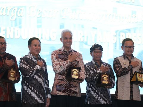 Gubernur Jawa Tengah Ganjar Pranowo menghadiri Syukuran HUT PP Polri ke-24 di The Tribrata Darmawangsa, Jakarta Selatan pada Rabu (5/7).