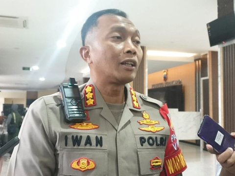 Kapolresta Surakarta Kombes Iwan Saktiadi menegaskan, pihaknya melarang adanya aksi demonstrasi bertajuk People Power yang akan digelar di Bundaran Gladag, Jumat.