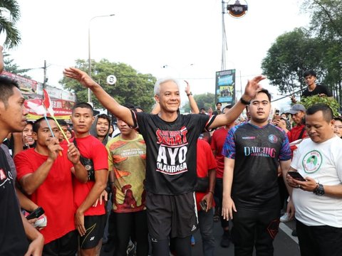 Ganjar menerjemahkan perintah Megawati dengan melakukan blusukan ke sejumlah daerah.