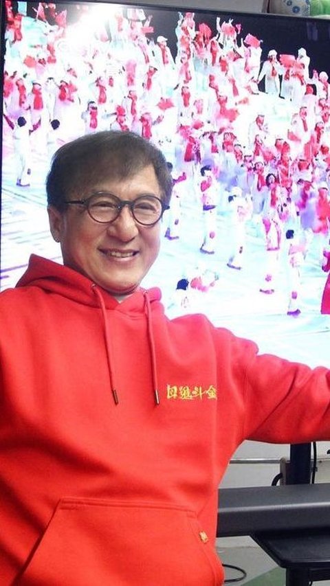 Kembali Jadi Sorotan, Ini Potret Etta Ng Putri Jackie Chan