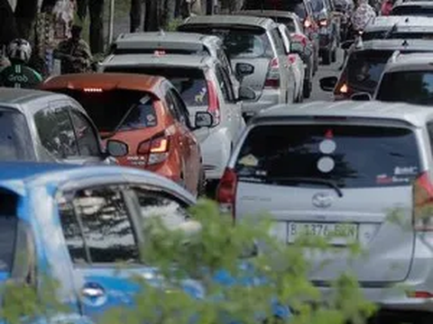 Heru Bicara Macet Jakarta, Sebut Lalu Lintas Pagi Seperti Air Bah