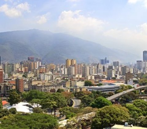 Venezuela Masih Dilanda Inflasi Tinggi, Tukar Uang USD100 Saja Sulit