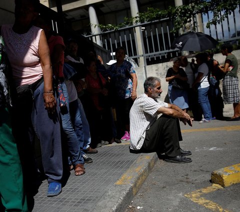 Venezuela Masih Dilanda Inflasi Tinggi, Tukar Uang USD100 Saja Sulit