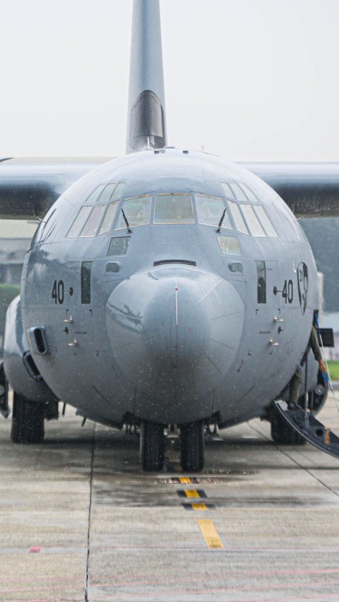 Pesawat dengan nomor A-1340 ini adalah yang kedua dari lima pesawat C-130J Super Hercules yang dibeli pemerintah.
