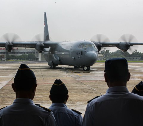 Sebelumnya, pesawat pertama telah tiba pada Maret 2023 lalu dan sudah diserahterimakan dengan disaksikan langsung oleh Jokowi.