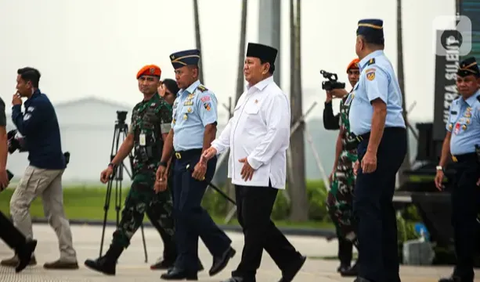 Prabowo lantas menjelaskan, Pesawat tempur Mirage 2000-5 sesungguhnya masih memiliki jam terbang yang masih panjang. Bahkan Prabowo meyakini, pesawat tempur Mirage 2000-5 usia pakainya bisa sampai 15 tahun mendatang.