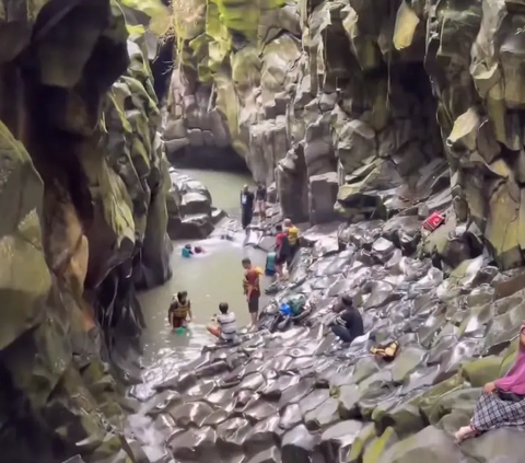 Berjuluk Grand Canyonnya Bogor, Intip Potret Indah Curug Cikuluwung