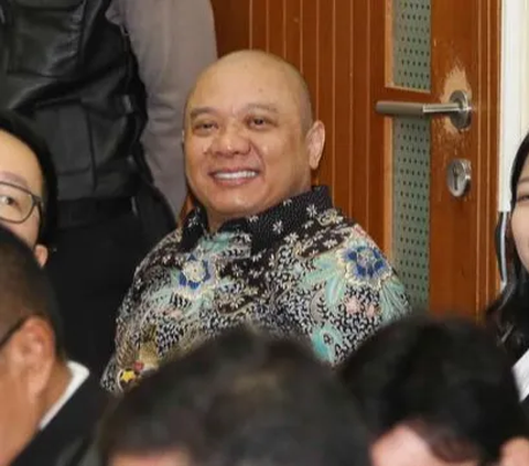 Banding Ditolak, Teddy Minahasa Tetap Dipenjara Seumur Hidup