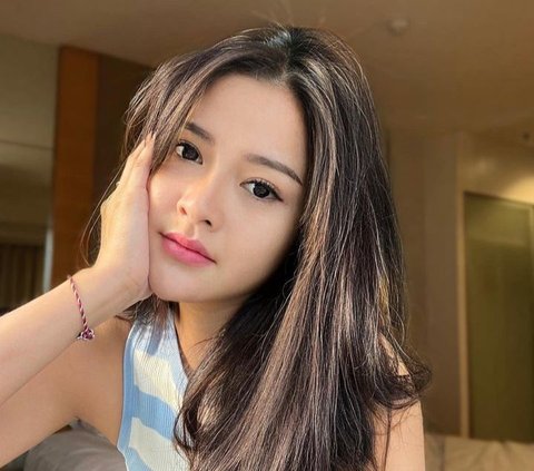 Potret Cantik Bella Bonita Kekasih Baru Denny Caknan, Penampilannya Curi Perhatian