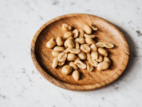 Kacang dan Buah