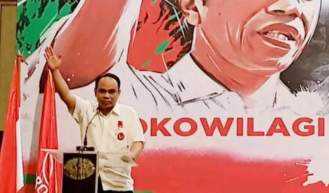 Saat ditanya apakah Projo akan mendukung Prabowo Subianto sebagai capres 2024. Budi tidak menjawab secara detail.