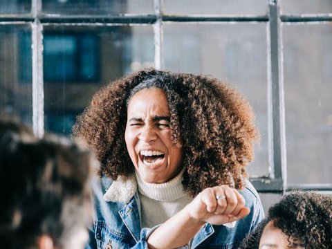 Kumpulan Cerita Humor Kocak, Bikin Tertawa Ngakak hingga Guling-Guling