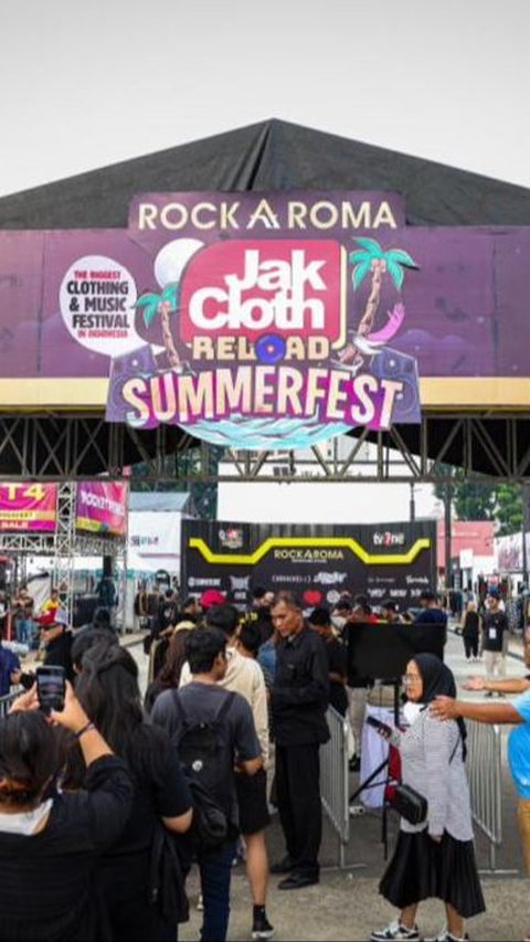 MenKopUKM: JakCloth Summerfest Reload Perkuat Industri Fesyen UMKM