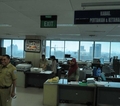Jumlah Honorer Membengkak, Bakal Ada PHK Massal?