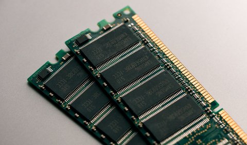 Seringnya orang-orang berpatokan membeli HP salah satunya adalah Random Access Memory atau RAM.