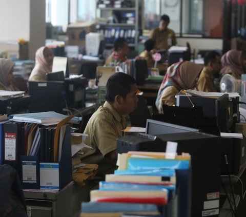 Jumlah Honorer Membengkak, Bakal Ada PHK Massal?