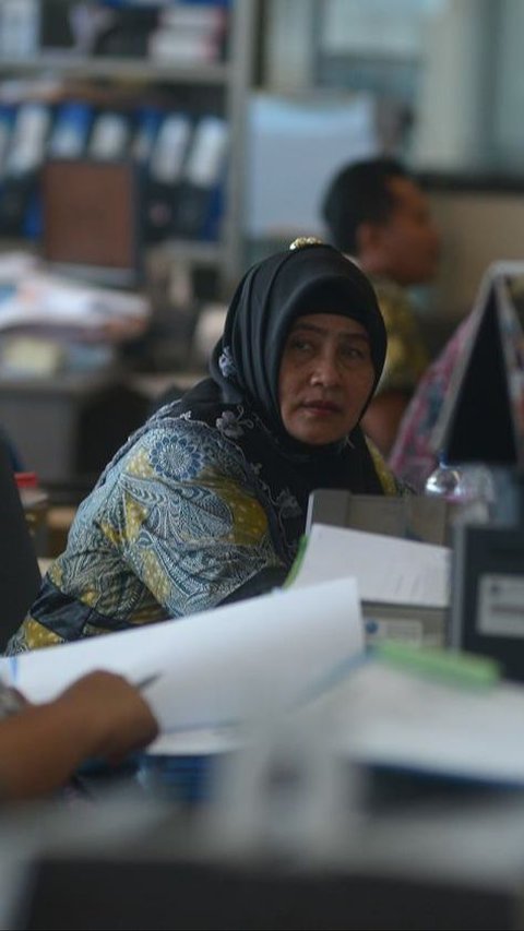 Jumlah Honorer Membengkak, Bakal Ada PHK Massal?