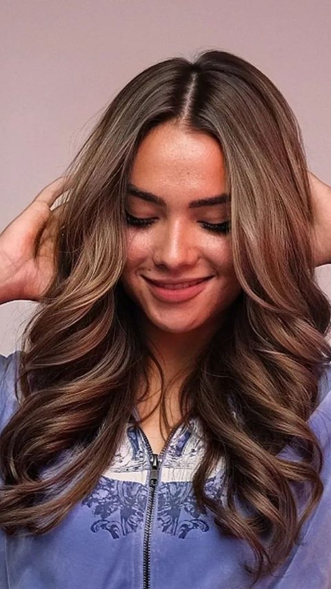 Berperan Sebagai Mella, Intip Gaya Sandi Ishabella Pemain Baru Tajwid Cinta