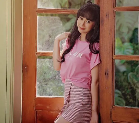 Aksinya Buka Donasi untuk Lahiran Jadi Sorotan, Ini Profil Denise Chariesta